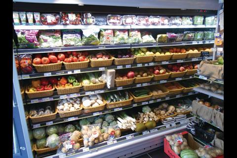 Simply Fresh Thames Ditton has a generally upscale feel that is frequently alien at this end of the market.